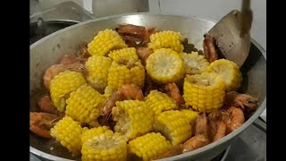 GarlicButtered Shrimp with Sweetcorn [upl. by Kirk403]