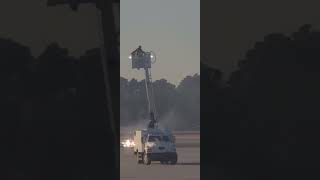 Deicing A Delta Airbus A220 In HoustonIntercontinental [upl. by Rekab]