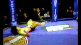 MUST SEE Ninja Matrix Kick Anthony Pettis vs Ben Henderson [upl. by Alyk494]