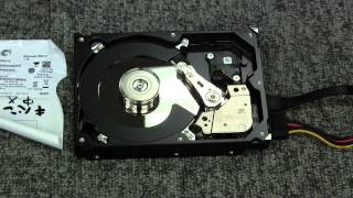 故障した異音のするハードディスクを開けてみた Seagate Barracuda ST31000524AS [upl. by Sherie]