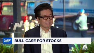 Small caps could outperform by more than 100 in the next few years says Fundstrats Tom Lee [upl. by Timon374]