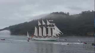 15022013 Entrada do Elcano na Ría de Ferrol [upl. by Enelegna]