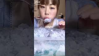 ZHOFENG ICE bites zhaofeng icebites cruncyice muckbangice [upl. by Aivax]