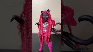 Let’s restyle this Monster High Core Catty Noir doll dollrestyle monsterhigh cattynoir restyle [upl. by Doralia]