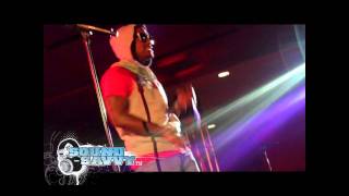 Lloyd Performs Lay It Down LIVE at 2011 Essence Music Festival [upl. by Idhem]