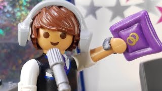 Playmobil Familie gewinnt im Radio Hochzeitsreise nach Las Vegas 💍 Kinderfilm deutsch [upl. by Eckart]