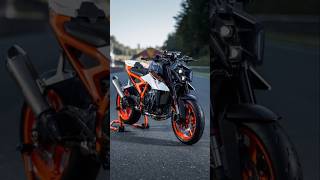 KTM 990 Duke R 2025 [upl. by Akire]