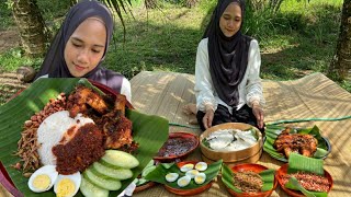 NASI LEMAK KUKUS amp AYAM GORENG BEREMPAH  Gabungan yang padu [upl. by Ribble]