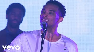 Jonathan McReynolds  God Is Good Live [upl. by Arze]