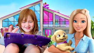 ADLEY iPAD TOUR playing Barbie Dream House Princess Makeover Toca Town pretend play app reviews [upl. by Dahlstrom]