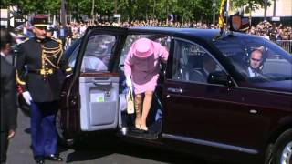 Elizabeth II en France  accueil royal [upl. by Wrdna]