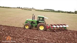 John Deere 4955 ploughing [upl. by Shirley781]