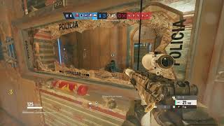 Rainbow Six Siege  Tiro pra todo lado [upl. by Wendie295]