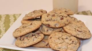 How To Make Old Fashioned Chocolate Chip Cookies Recipe [upl. by Ynnoj247]