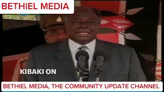 PRESIDENT MWAI KIBAKI FUNNY MOMENT IN PUBLIC [upl. by Zulaledairam]