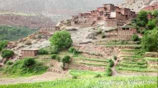 Maroc  Randonnée dans les Aït Bougmez [upl. by Notloc]