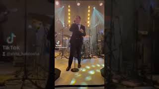 Simcha Leiner singing Layehudim at a recent wedding with Shira Orchestra ✨🎶 [upl. by Paine399]