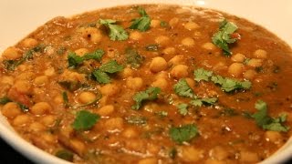 Vella Kadala Curry Chana Masala  Easy Chole recipe  White chickpeas curry [upl. by Lleryt785]