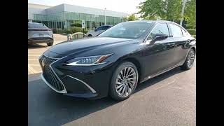 2024 Lexus ES 300h Luxury Schaumburg IL 240952 [upl. by Sikko614]