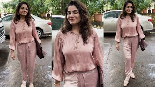 Akhiyon Se Goli Maare Raveena Tandon Spotted At Bandra 😍😘🤗 [upl. by Pembroke]