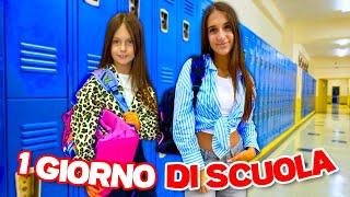 VLOG il Nostro PRIMO GIORNO di SCUOLA 📚 [upl. by Eleonora]