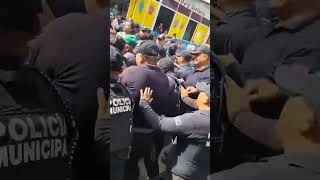 Muere locatario del mercado tras ser detenido en San Andrés Tuxtla [upl. by Karab863]