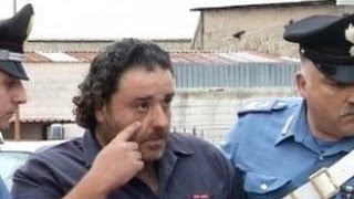 Castelvolturno CE  Camorra  Pizzo e droga sul litorale domizio 10 arresti live 040612 [upl. by Anoid263]