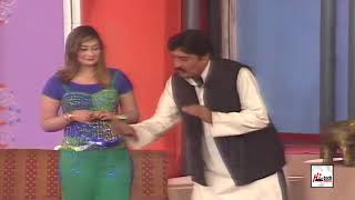 SA RE GA MA ASHRAF RAHI LAILA SIDIQUI  LATEST COMEDY STAGE DRAMA CLIP  HITECH PAKISTANI [upl. by Ezirtaeb]