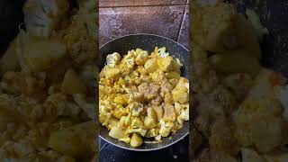 Alo gobi recipe vegan vegitarianrecipes food cooking recipe [upl. by Ozan]