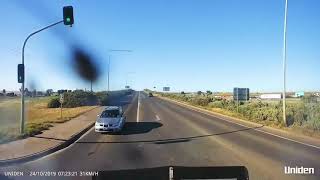 ¡FAILS Y ACCIDENTES DE CONDUCTORES IDIOTAS CON COCHES CAROS 2021 18 [upl. by Georgeta]