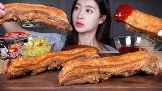 통수육 수 육 튀 김 치차론✨ 불닭소스 amp 과콰몰리 먹방 ASMR MUKBANG  Crispy Fried pork Belly Chicharron Fire Sauce [upl. by Eiramadnil]