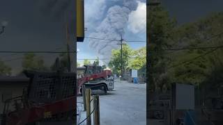 Happening now chemical fire has broken out at gas plant in Garyville Louisiana [upl. by Avril]