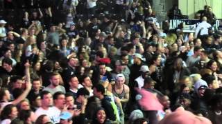 2016 NCAA Championship Game Watch  the Villanova Pavilion [upl. by Oirevlis]