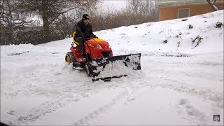 Schnee räumen mit Schneeschild an einem Rasentraktor  Es funktioniert tatsächlich [upl. by Aisaim]