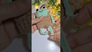 Ranitas con Ropa a Crochet crochet tendencias amigurumi handmade diy [upl. by Anuqahs]