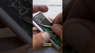 What is inside a lithium battery repair smartphone trump [upl. by Amaris]