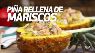 Piña Rellena de Mariscos  Food Network Latinoamérica [upl. by Rawna]