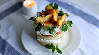 Nectarines Naked Cake [upl. by Ahtanamas]