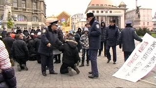 La discriminación contra los católicos ortodoxos en Lviv [upl. by Anauqaj]