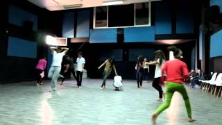 Ateliers de danse contemporaine avec Yasmina Benjelloun [upl. by Edals]