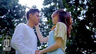 Stevan Pasaribu  Belum Siap Kehilangan Official Music Video [upl. by Yadsnil]