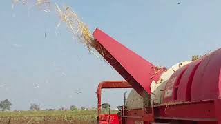 mahindra 475 di tractor with mahindra 5 fan thresher paddy [upl. by Yotal]