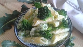 Pasta con la ricotta e broccoli [upl. by Lyris]