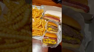 Shake Shack Dubai fastfood hamburger cheeseburger burger [upl. by Slemmer]