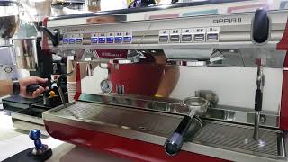 創盛咖啡之nuova SIMONELLI APPIA 2 自動清潔與設定 [upl. by Eyks]