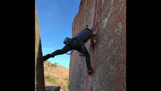 Enchanted Rock  Rock Climbing  Top Choice 10a [upl. by Delp]