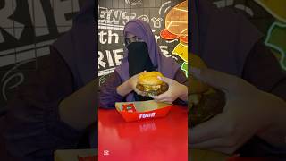 Ducky bhai or Iqra Kanwal Ka “Four” Restaurant foodblogs minivlogs iqrakanwal shorts [upl. by Meekah]