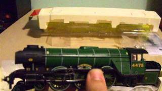 Hornby R2441  NRM Flying Scotsman  LNER 4472  Steam Locomotive  OO Gauge  Review [upl. by Rutledge]