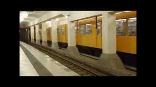 U Bahn Berlin Quietschen am Bahnhof MehringdammFULL HD [upl. by Skipton]