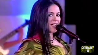 Shakira  Pies Descalzos Remastered En Vivo SMPRNDMNG 1996 HD [upl. by Buiron509]